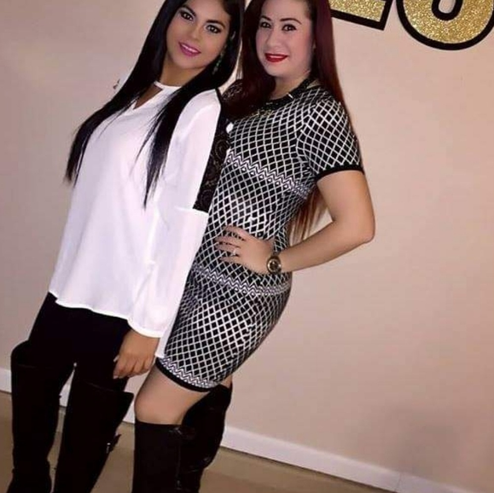 New York and company body Hugging sweater dress